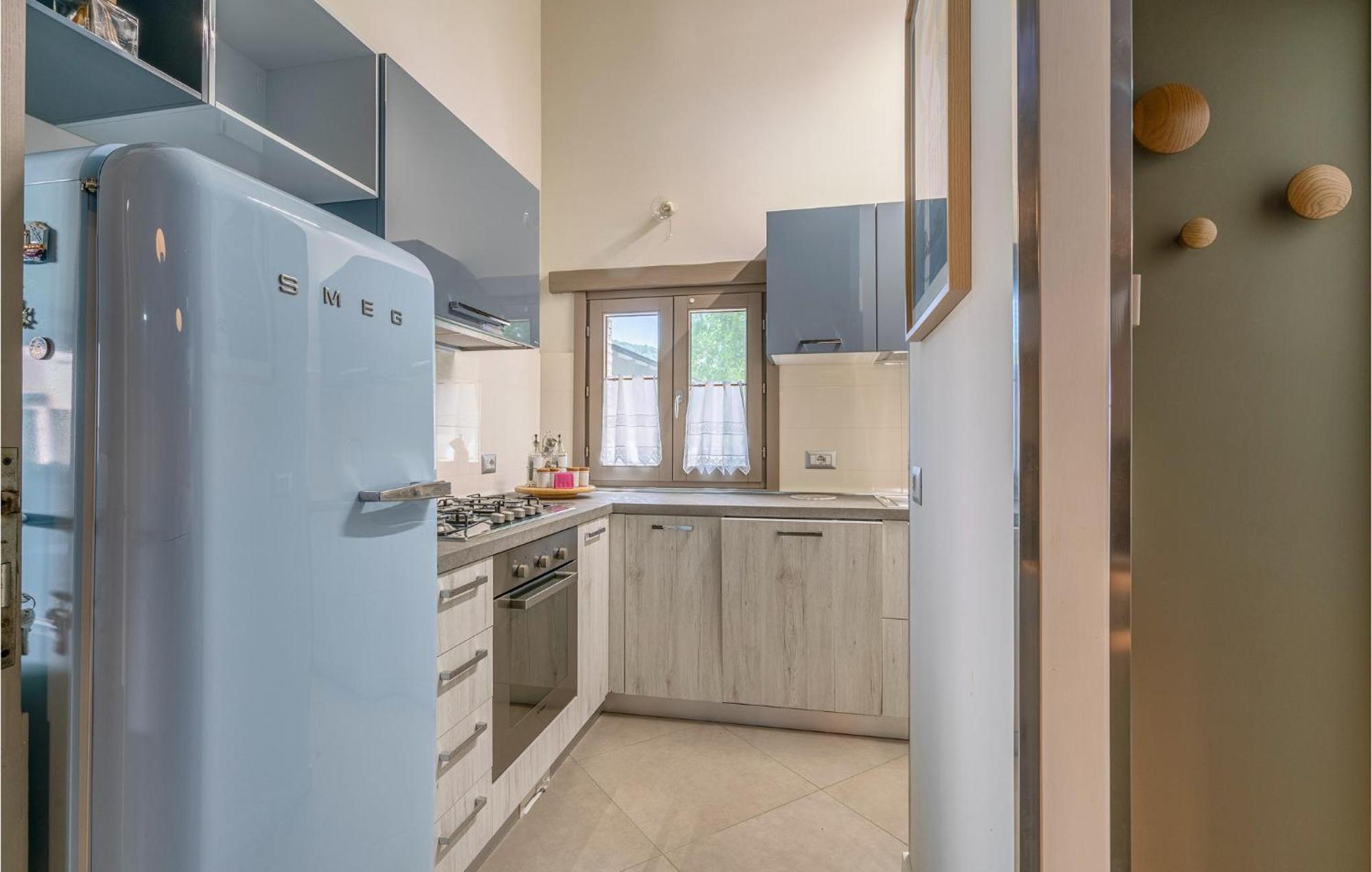Nice home in Orte with Outdoor swimming pool, Internet&2 Bedrooms Buitenkant foto