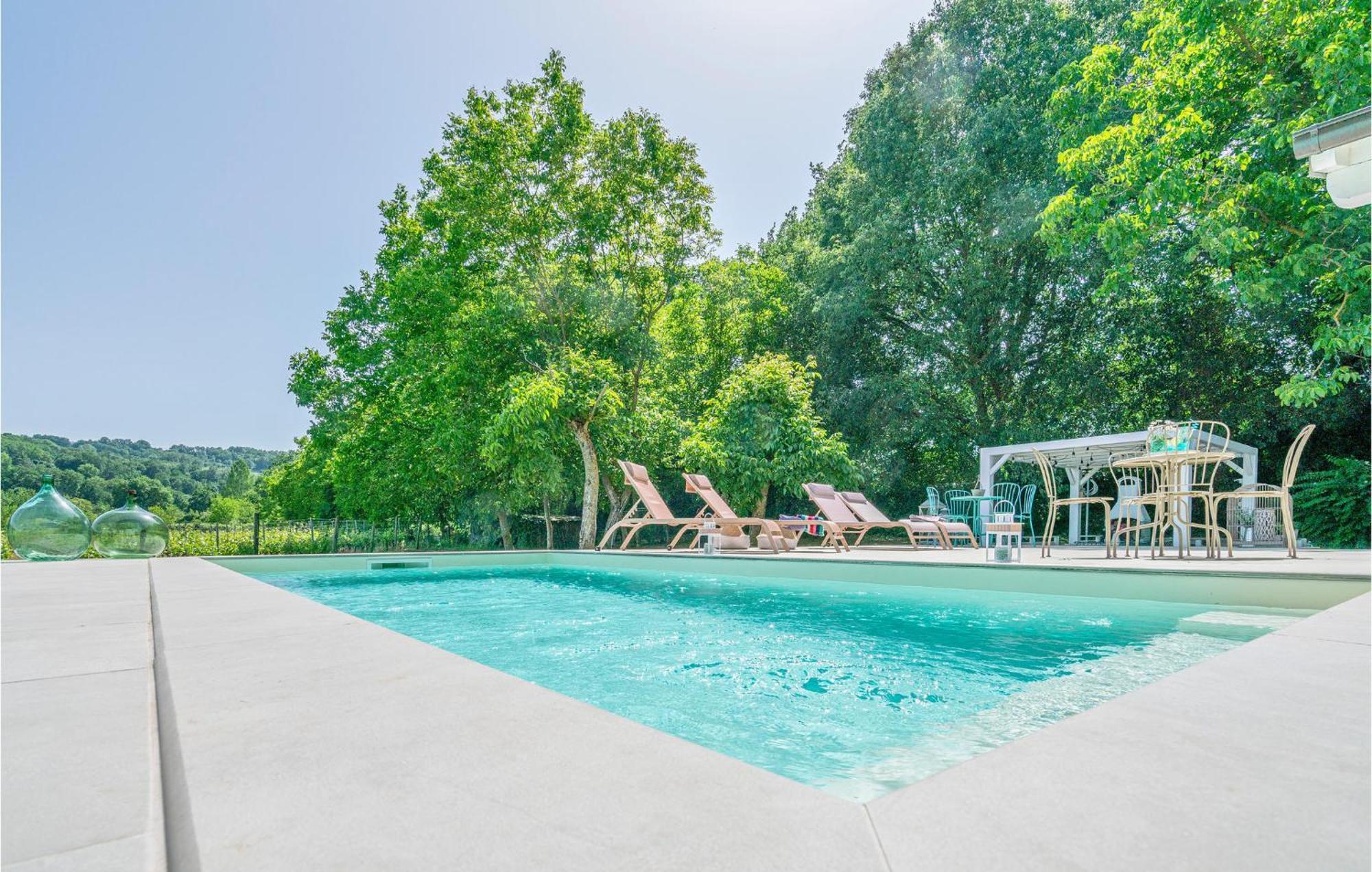 Nice home in Orte with Outdoor swimming pool, Internet&2 Bedrooms Buitenkant foto