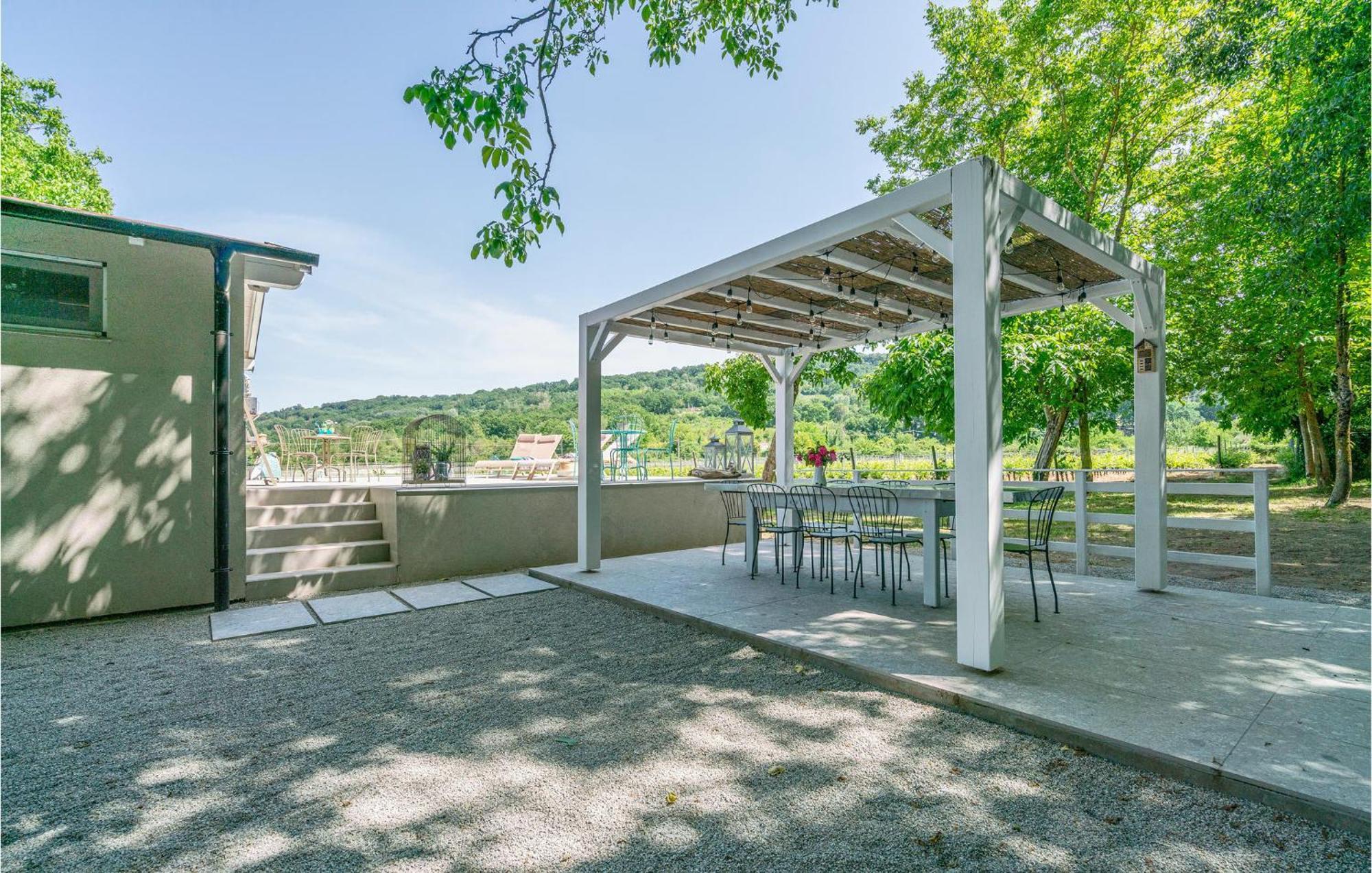 Nice home in Orte with Outdoor swimming pool, Internet&2 Bedrooms Buitenkant foto